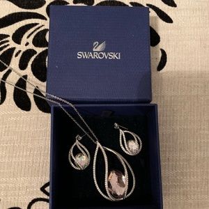 Swarovski necklace+earrings⚜️GREAT HOLIDAY GIFT⚜️